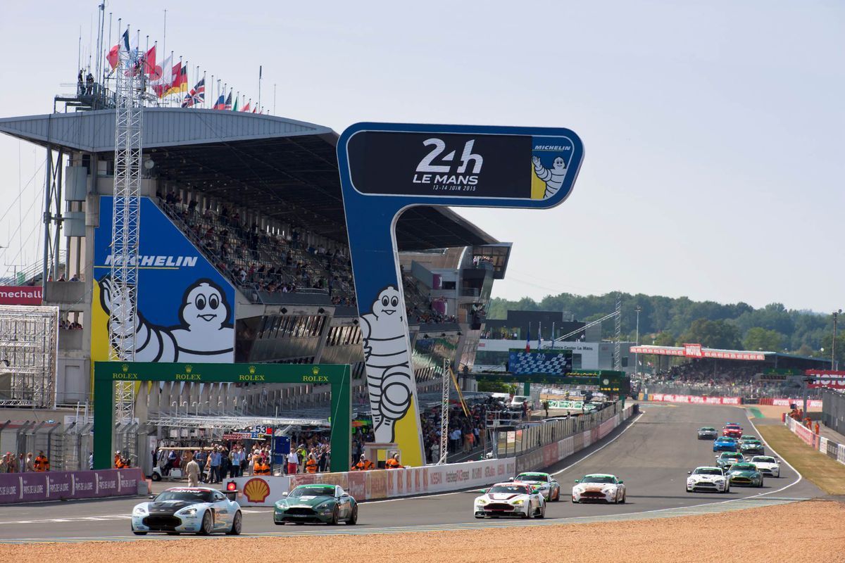 Le Mans Grandstands