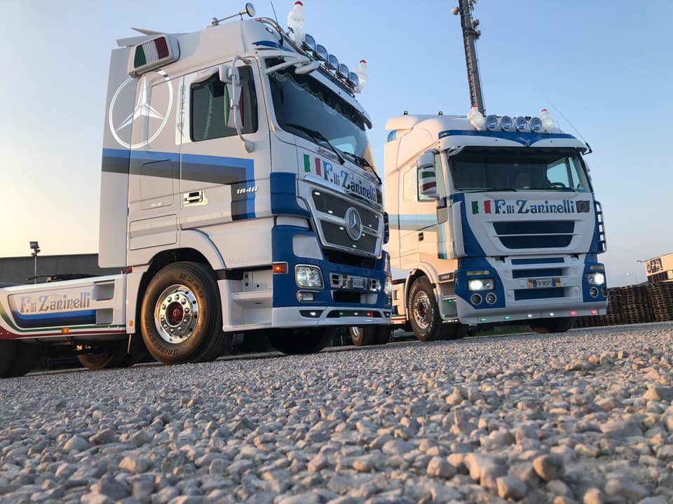 due camion