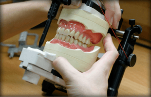 Set of newly produced dentures