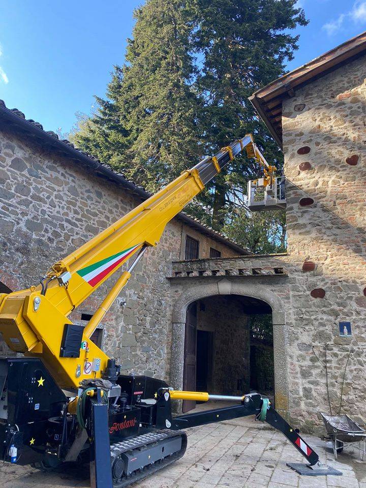 Gru per cantieri