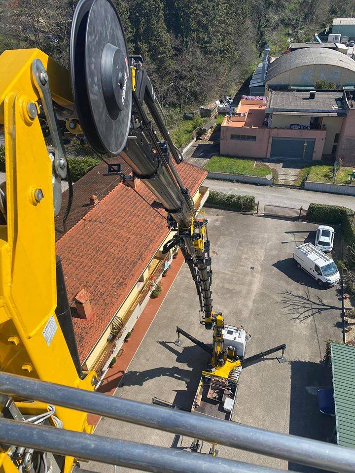 Gru per lavori edili