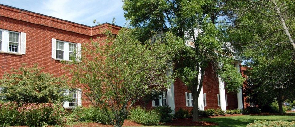Foot & Ankle Clinic of Danvers - Podiatry Office Podiatrist Office Danvers MA 01923