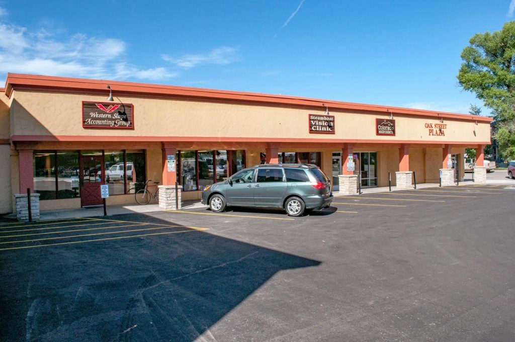 Oak Street Plaza