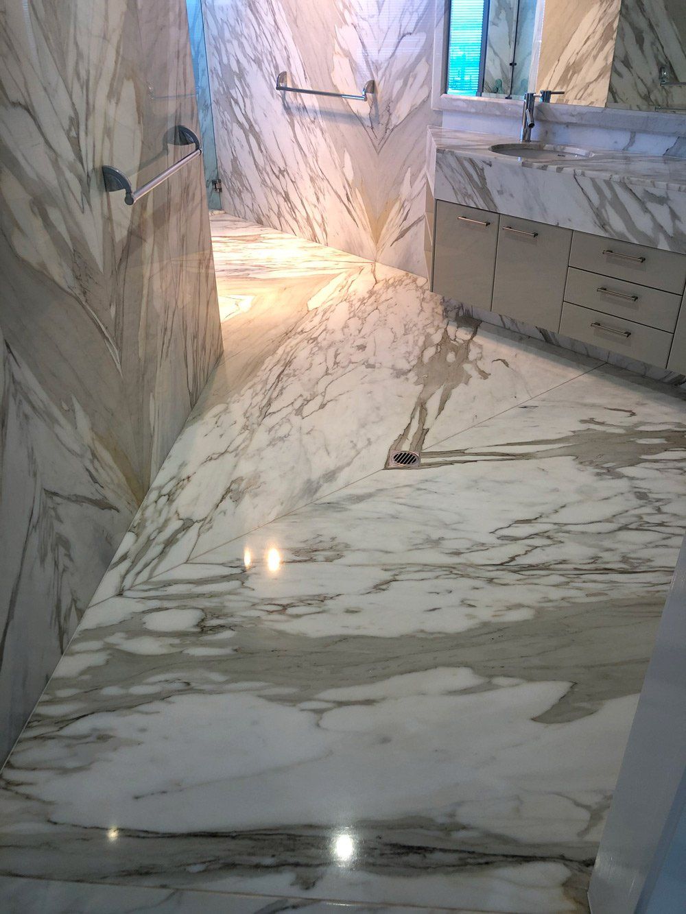 Shiny Marble Floor On The Kitchen — Total Sealing Works Whitsundays in Cannonvale, QLD