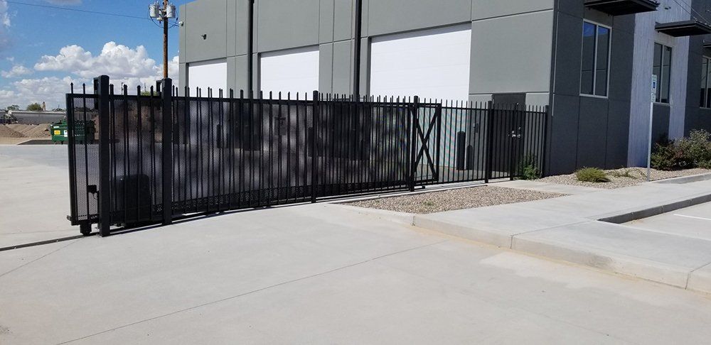 Commercial Fences — Slidable Commercial Fences in Albuquerque, NM