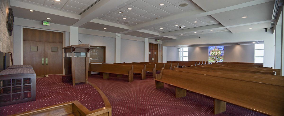 Side-chapel-view-of-pews