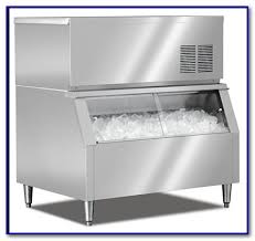 image-1427104-ice_machine.jpg image-1427104-ice_machine.jpg