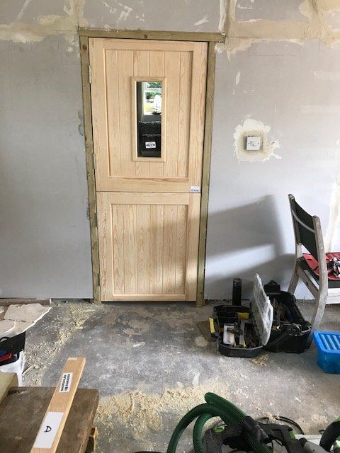 peep door