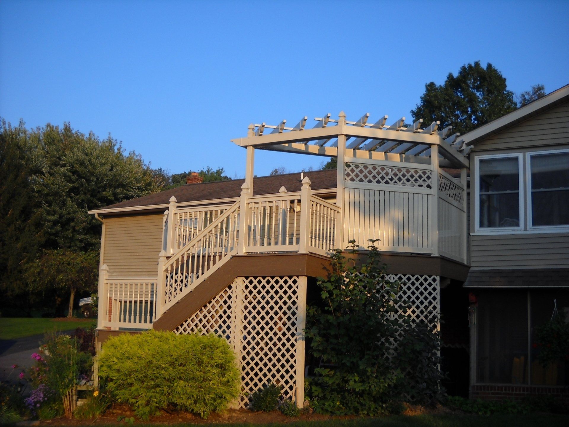 Custom pergolas from Millcreek Fence in Lancaster, Pa