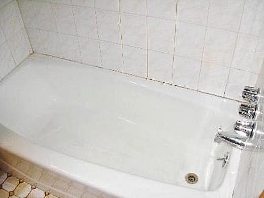 Bathroom Tub After - Maintenance Services in Kendall Park, NJ