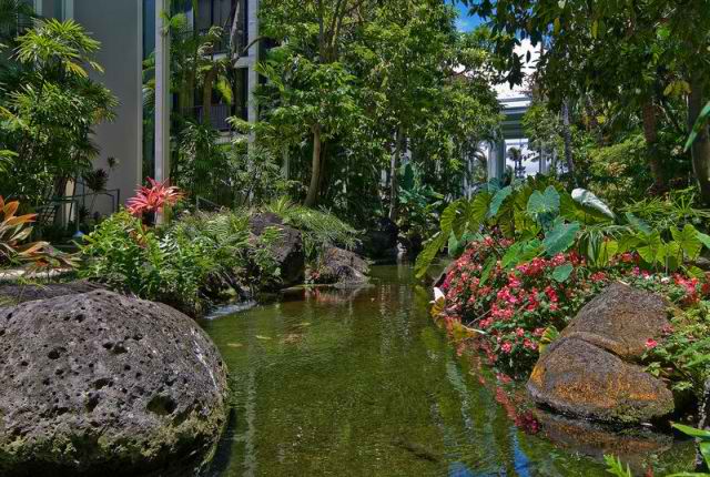429 Kahala Beach | Honolulu, HI