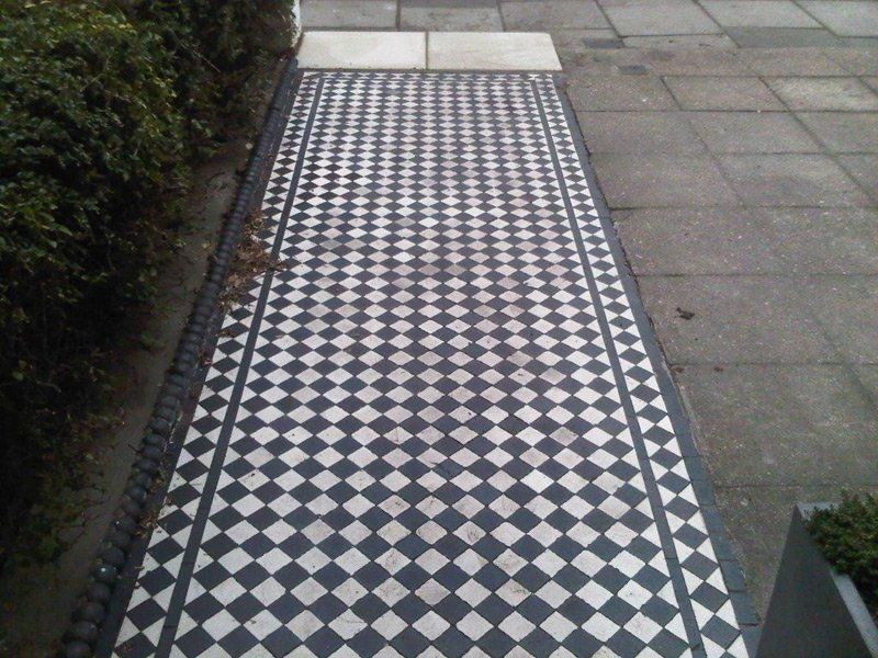 When you need block paving in Richmond call 07807 450 576