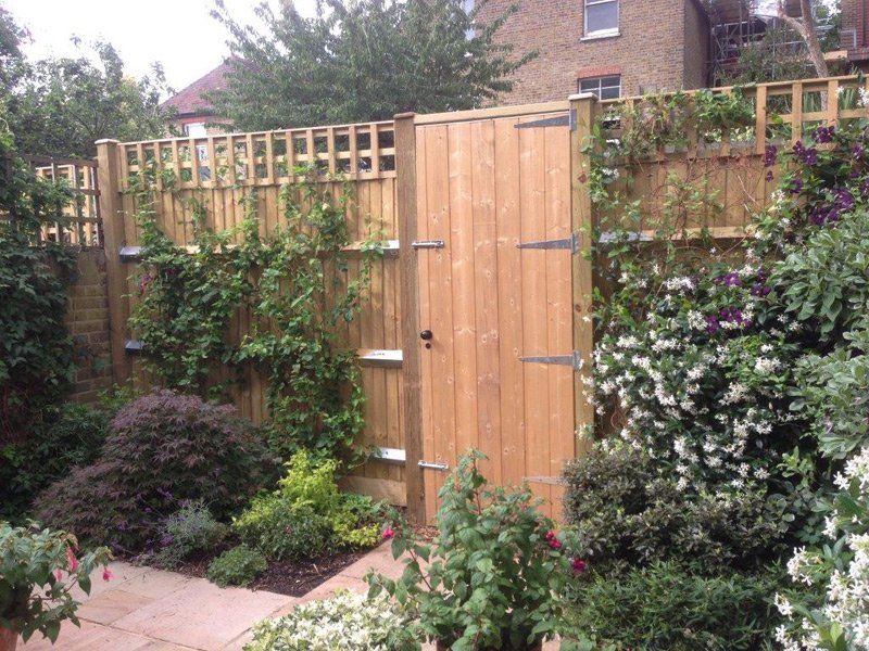 When you need a gardener in Richmond call 07807 450 576