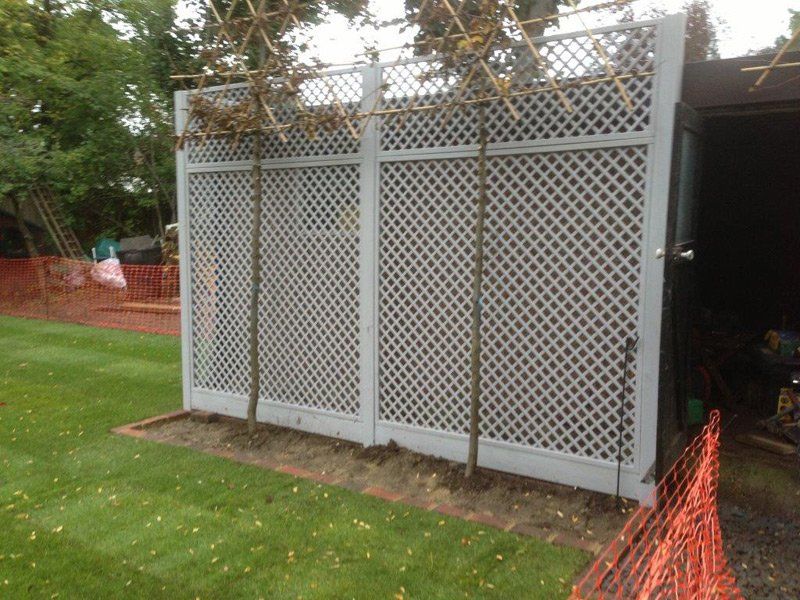 For landscape gardeners in Richmond call 07807 450 576