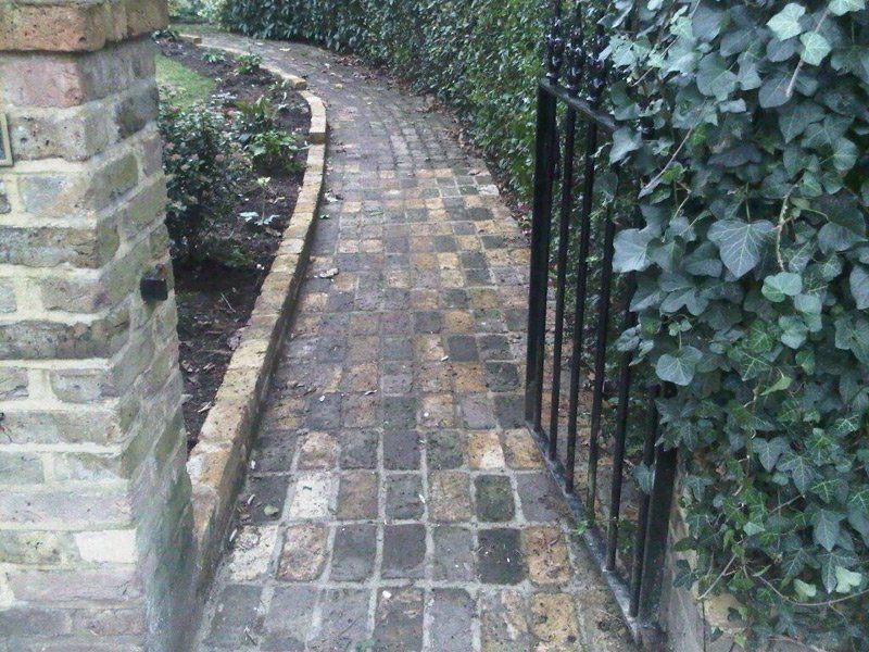 When you need block paving in Richmond call 07807 450 576