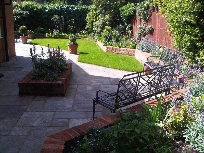 For garden design in Richmond call 07807 450 576
