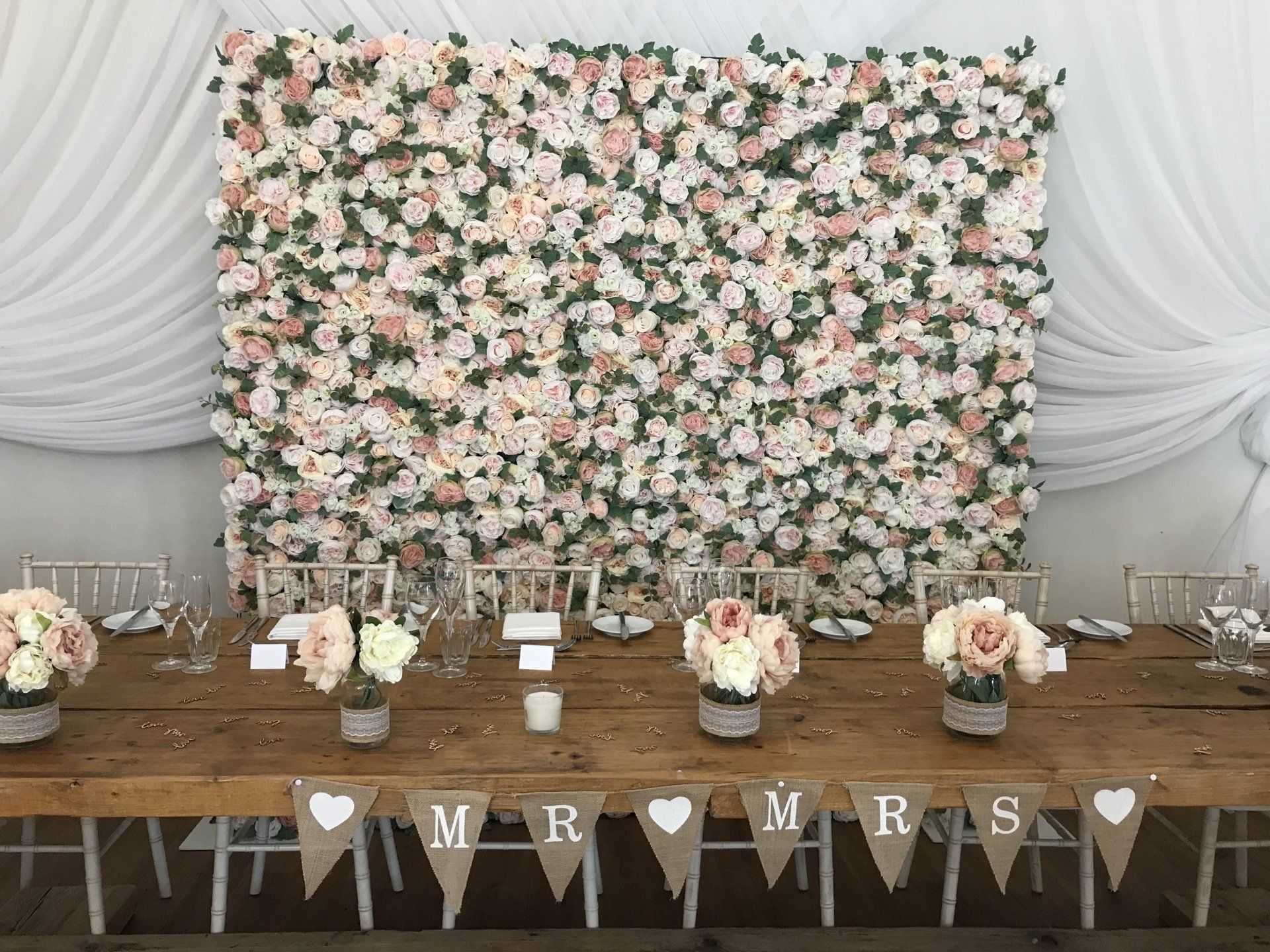 FLOWER WALL HIRE BASINGSTOKE