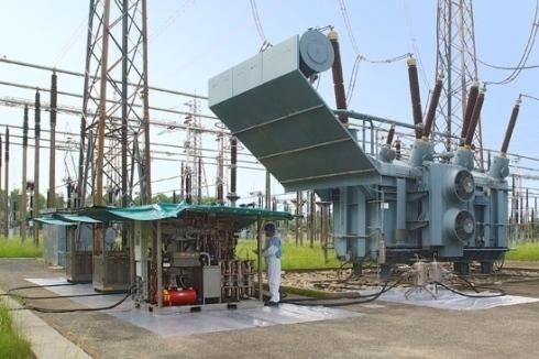 Phase opérationnelle : ajout du réactif solide breveté