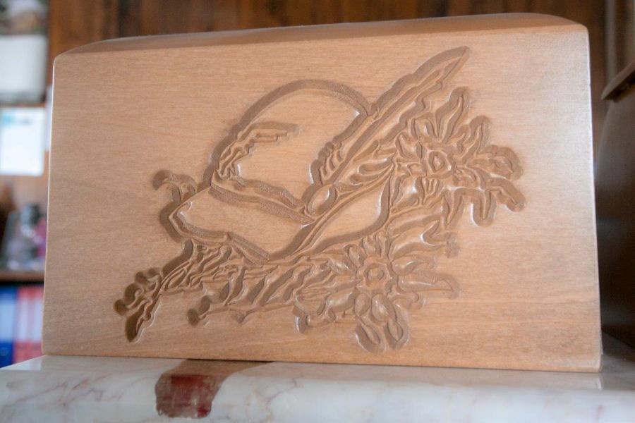 iscrizioni in legno