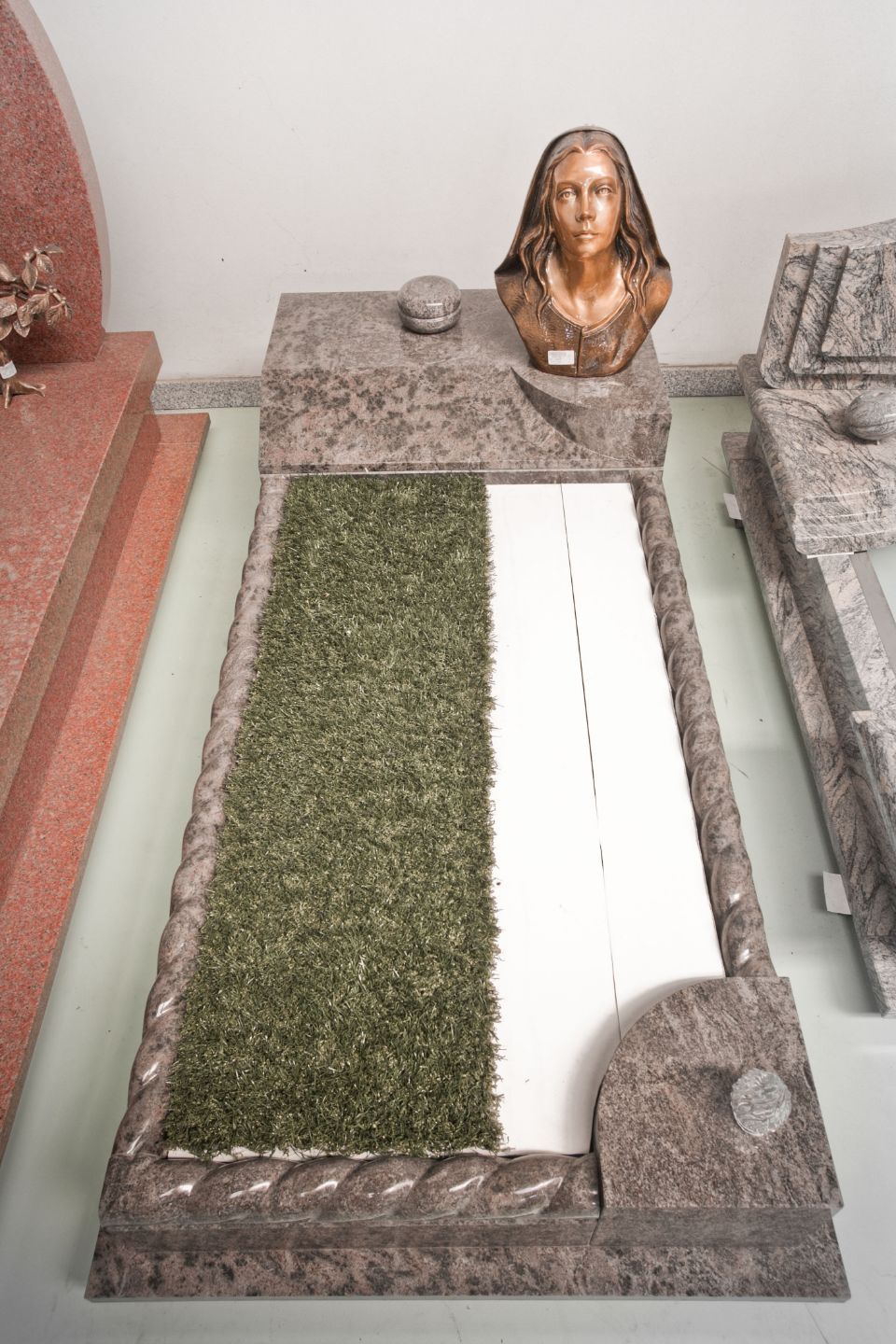 tombe in marmo