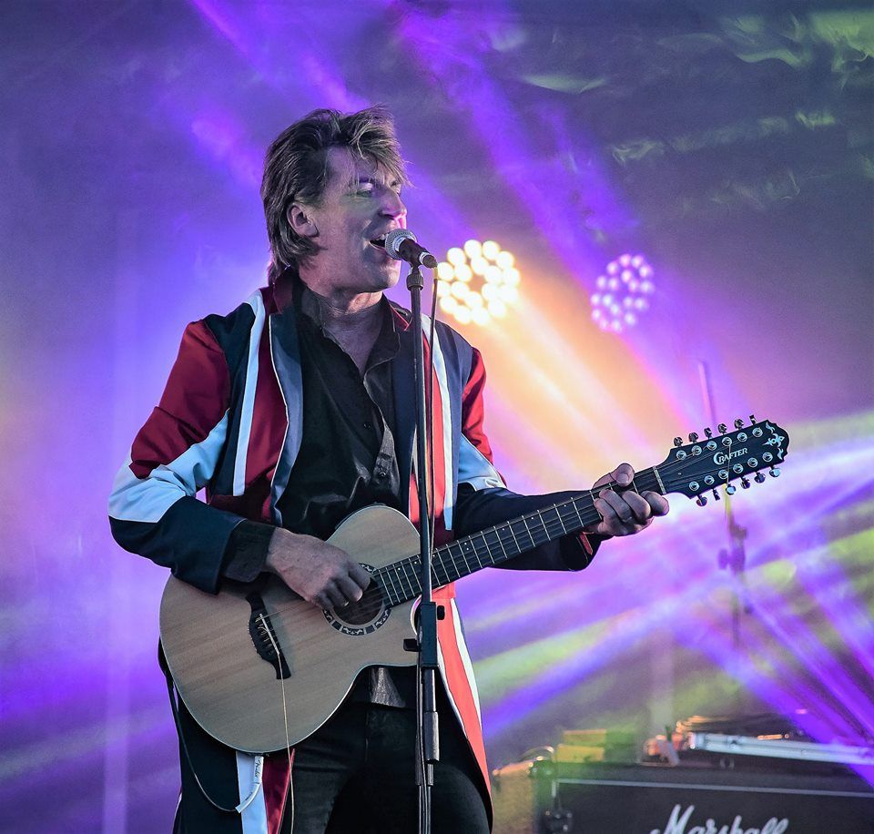 David Bowie Tribute Act, Aston Management