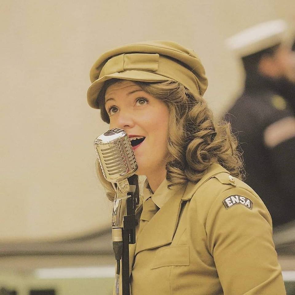 1040's Wartime Tribute act