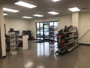 Wide Showroom Space ─ Kernersville, NC ─ Battery Tree