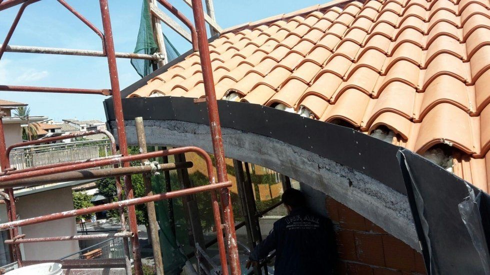 realizzazione e montaggio di grondaie