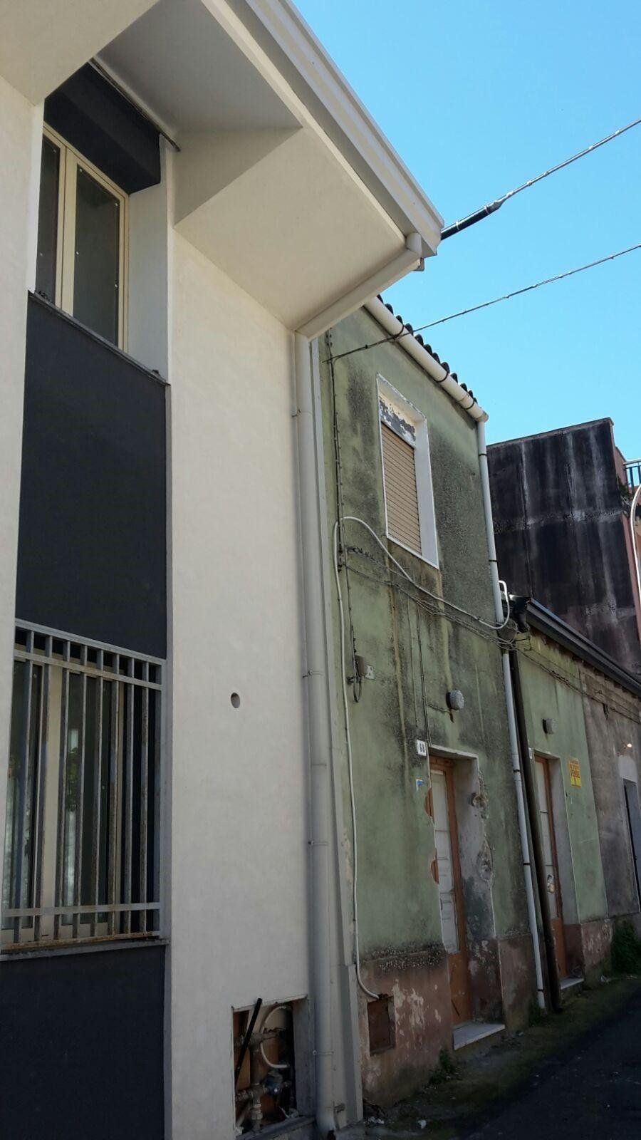 realizzazione e montaggio di grondaie