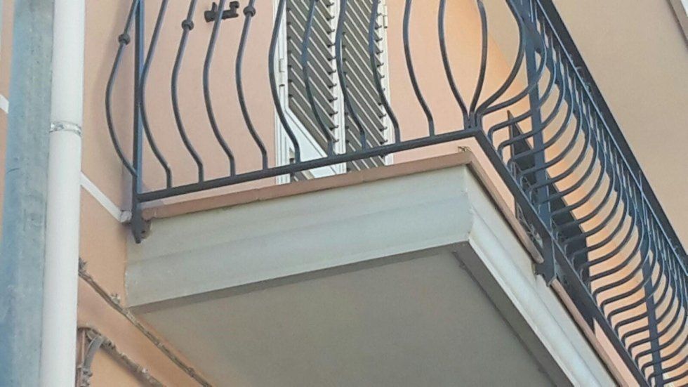realizzazione e montaggio di grondaie