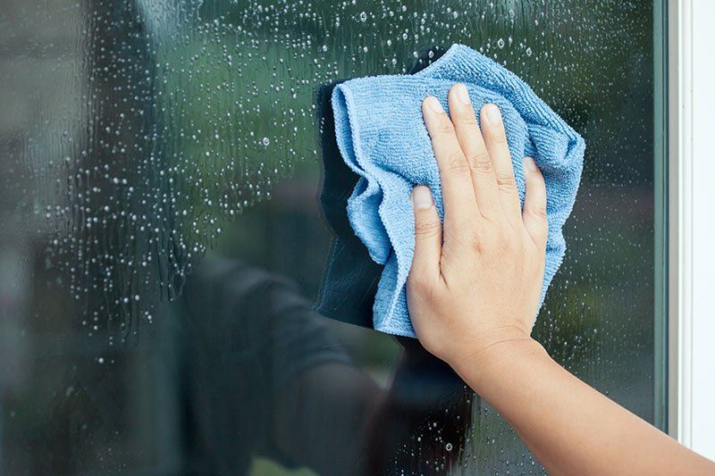 hand washing glass window