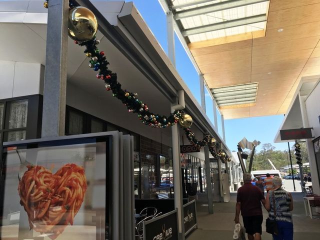 outdoor hanging Christmas decor