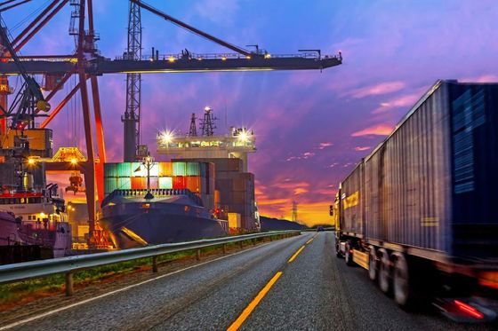 Trasporto industriale con deposito merci