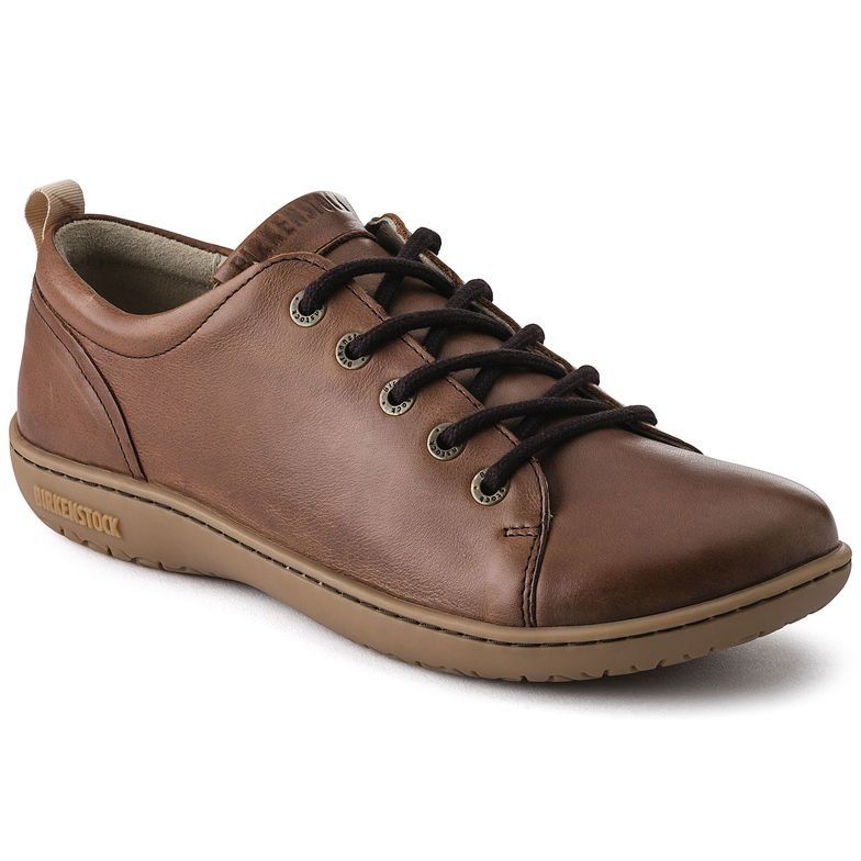 calzature Birkenstoc modello allacciato