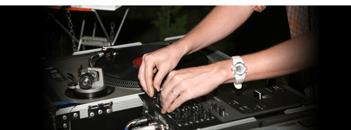 For a reliable DJ in Kettering call 07950 462508 DJ Equipment