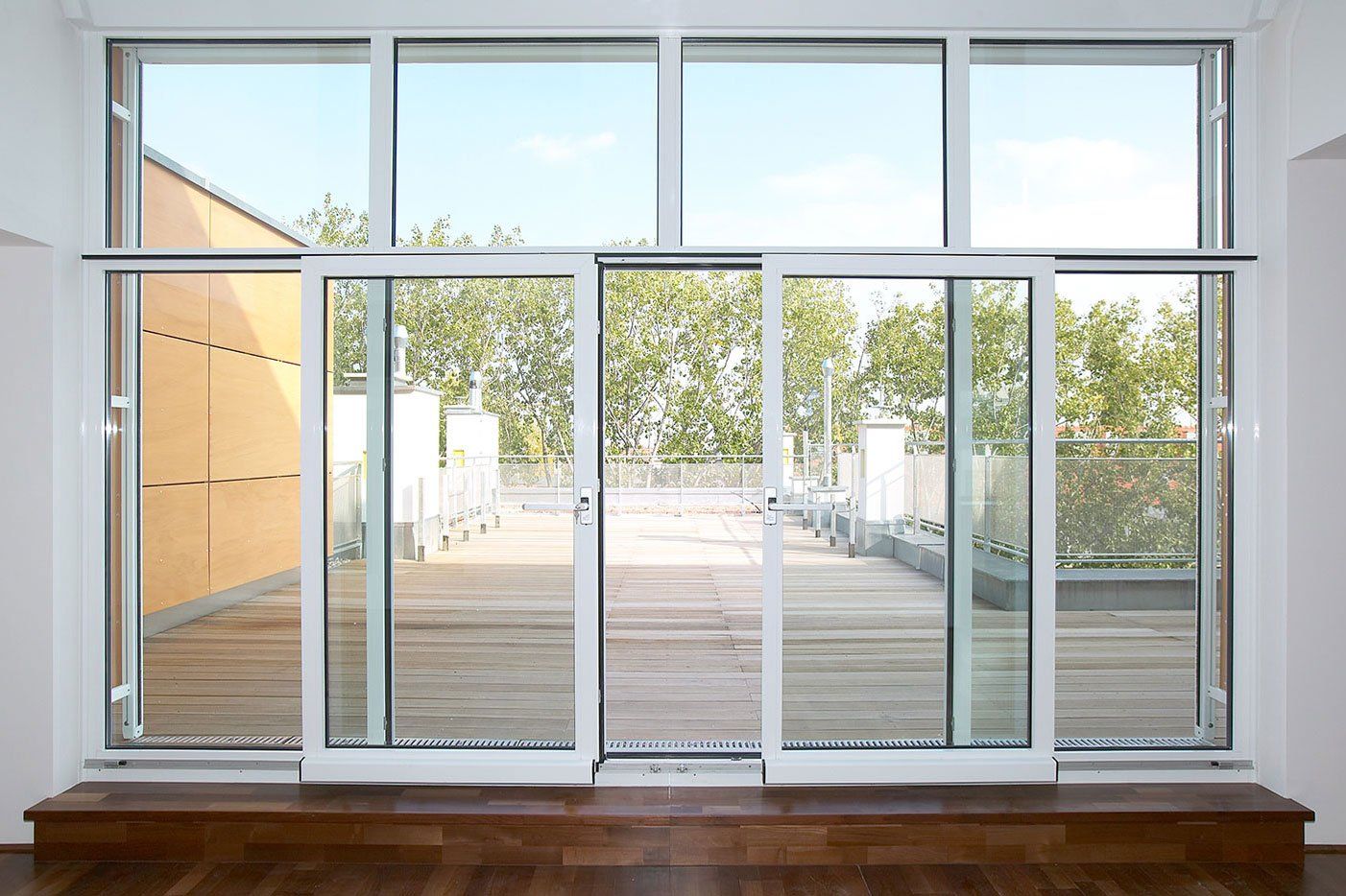 SLIDING DOORS