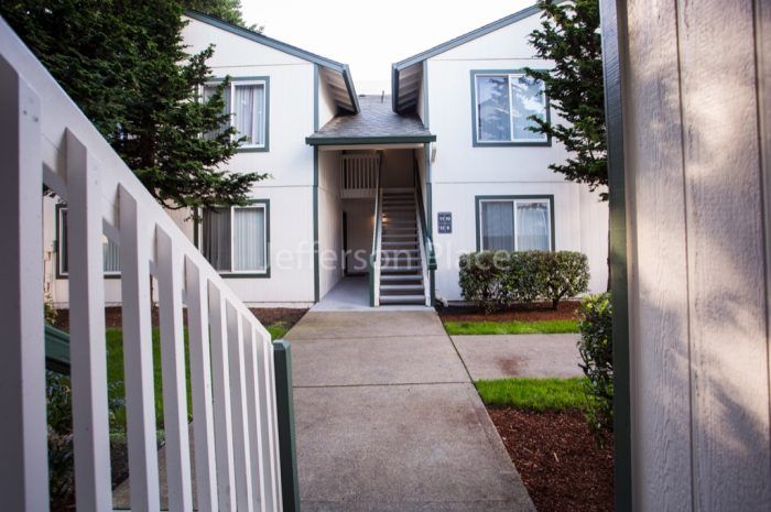 Jefferson Place exterior