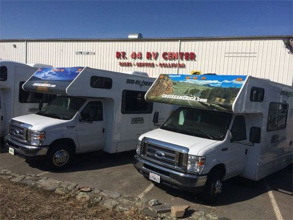 man_rv_on_side_lakeville_ma