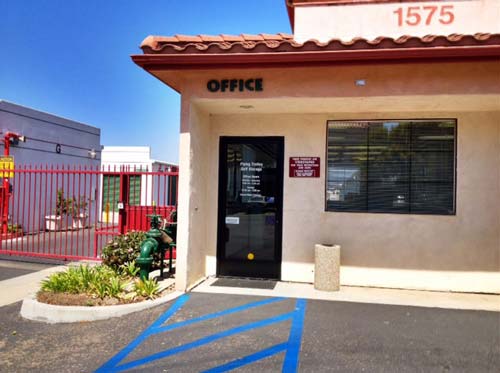 Storage Units - Self Storage in Oxnard, CA