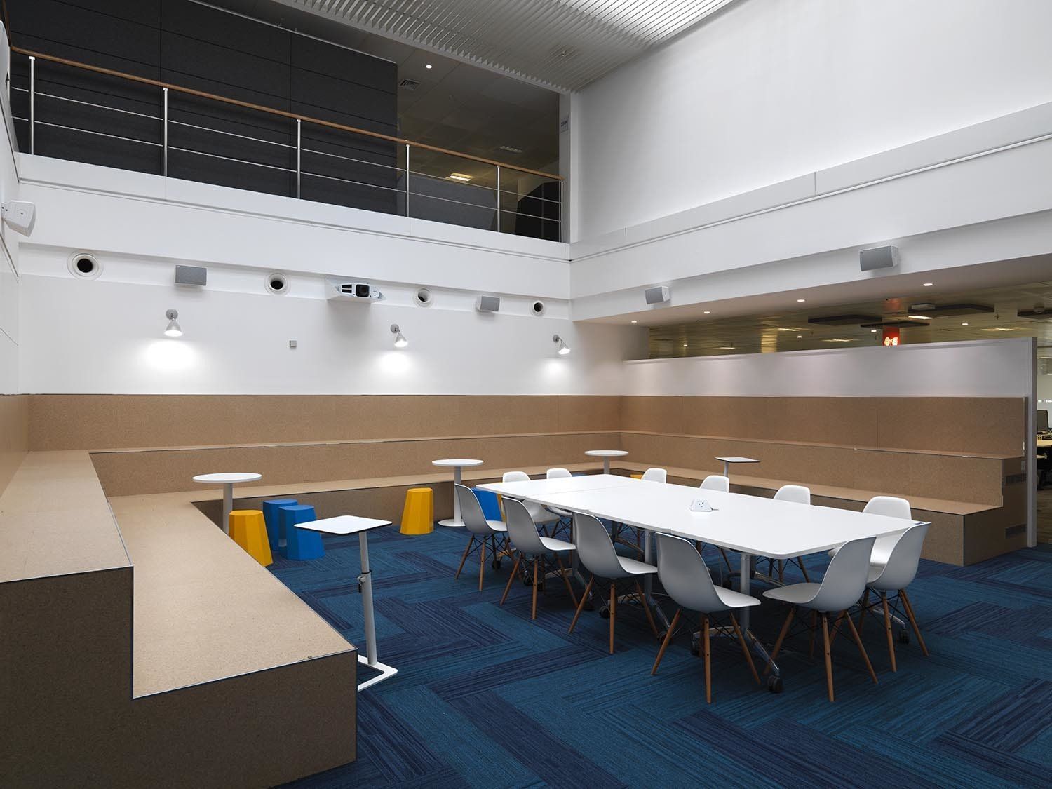 executive lounge interior design 8