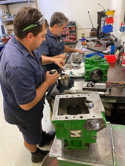 D & A — Hydraulic Repairs in Paget, QLD