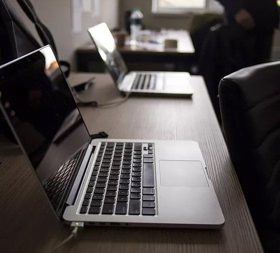 Laptop