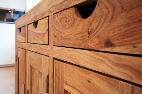 Mobile in legno
