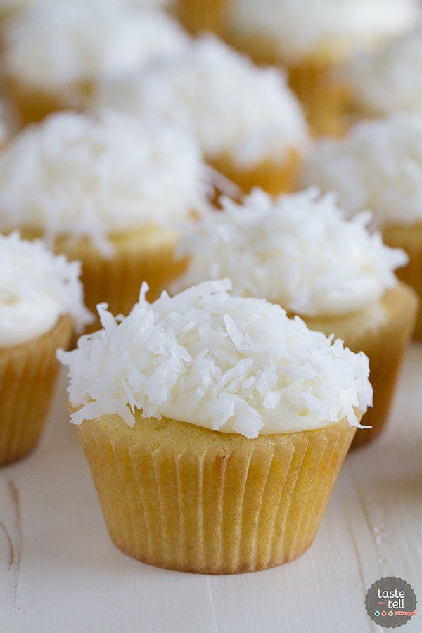 cocnut cupcake