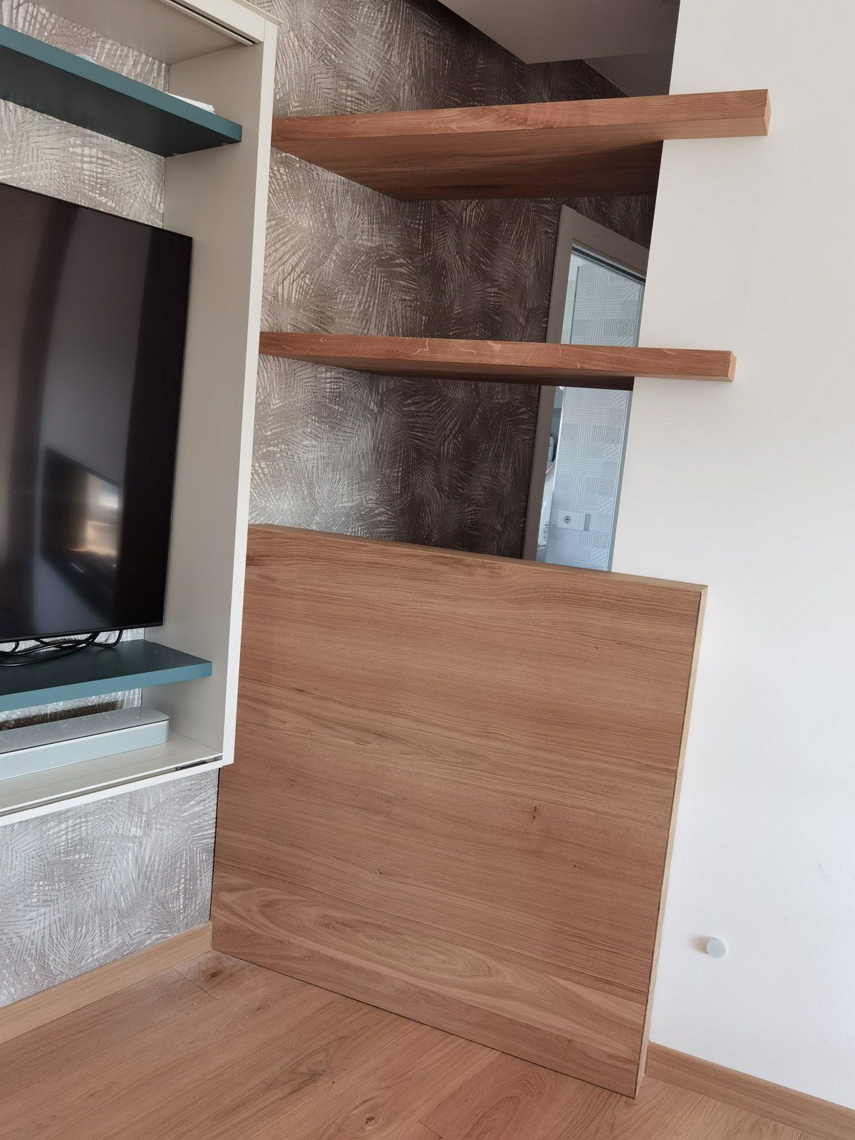montaggio boiserie in legno