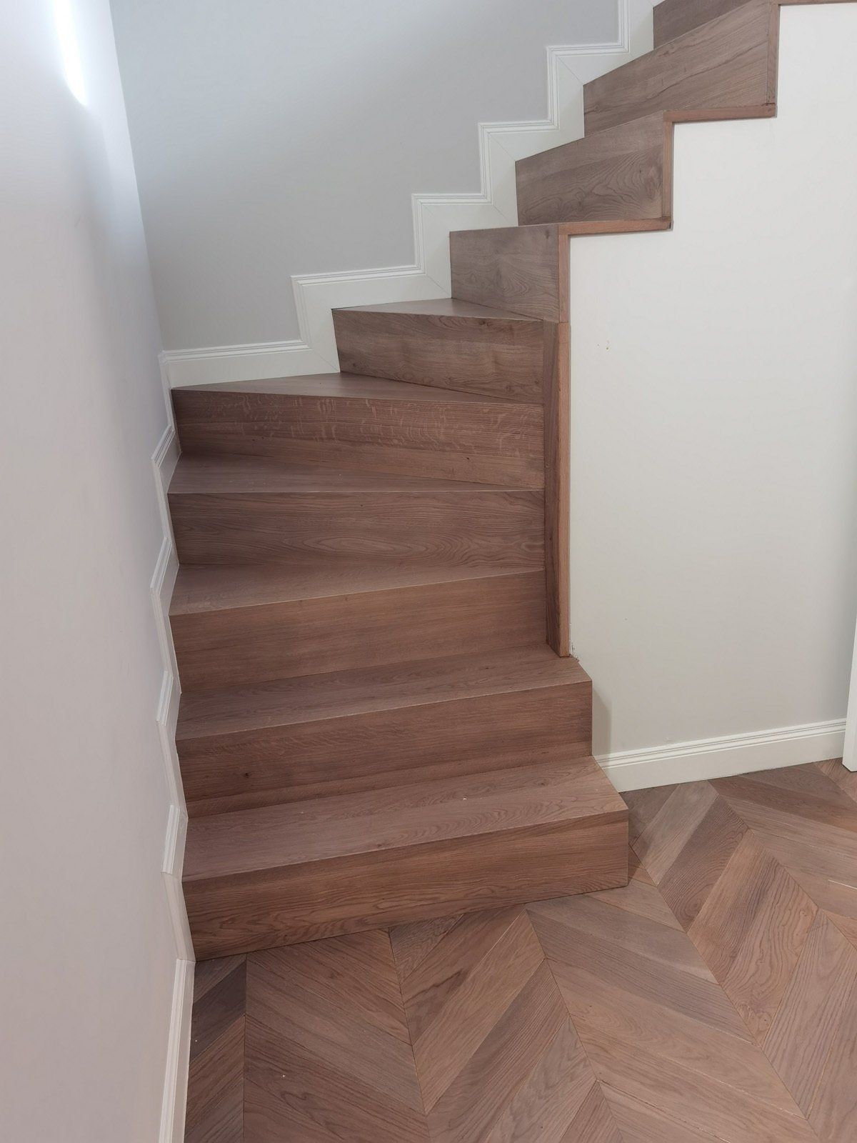 realizzazione scale su misura in legno, tipologia parquet, produzione parquet Vinchiaturo,