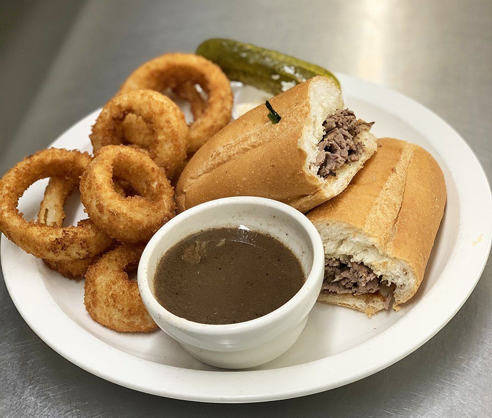 lunch, beef tip sandwich