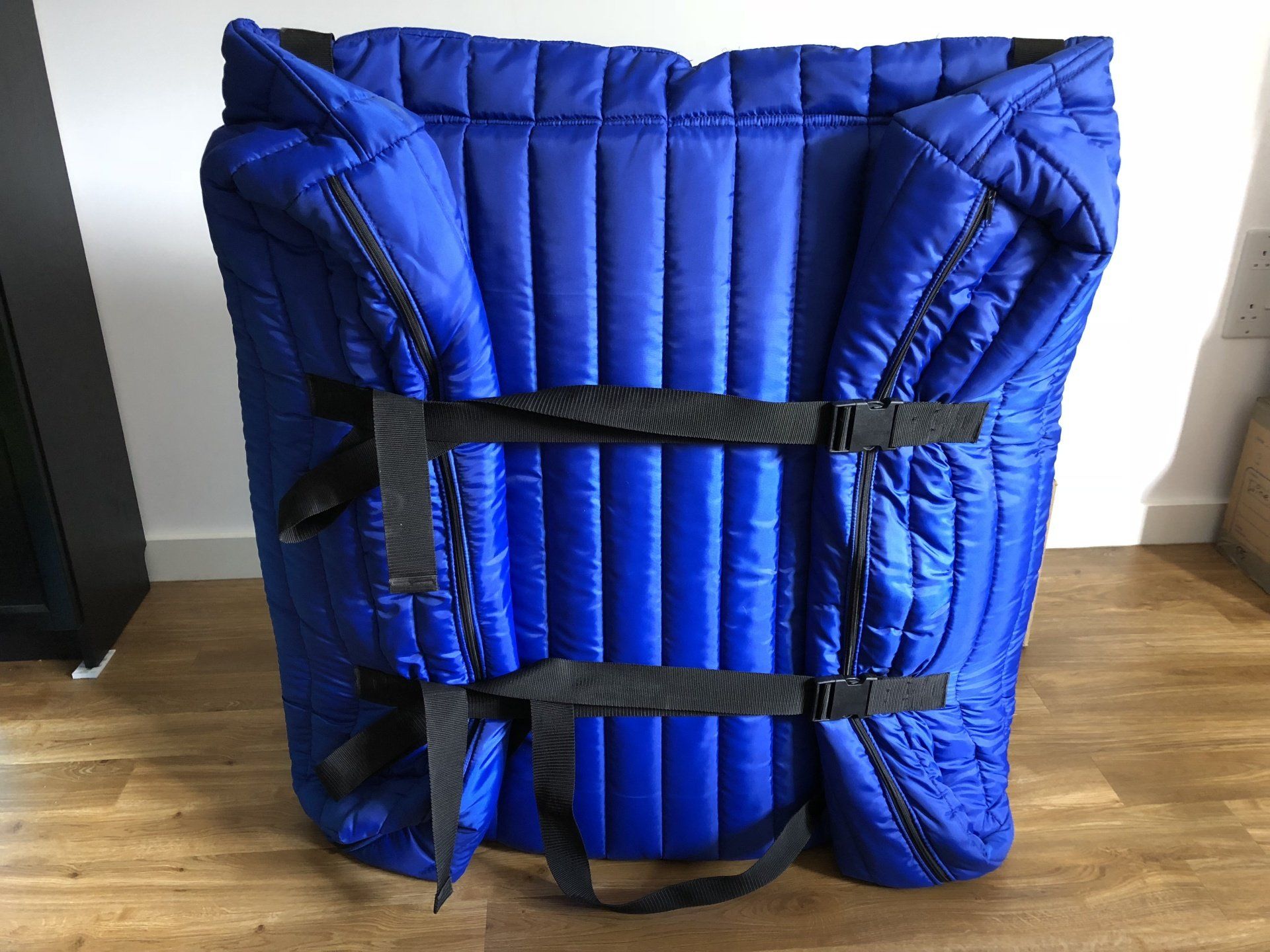 Padded tv cover