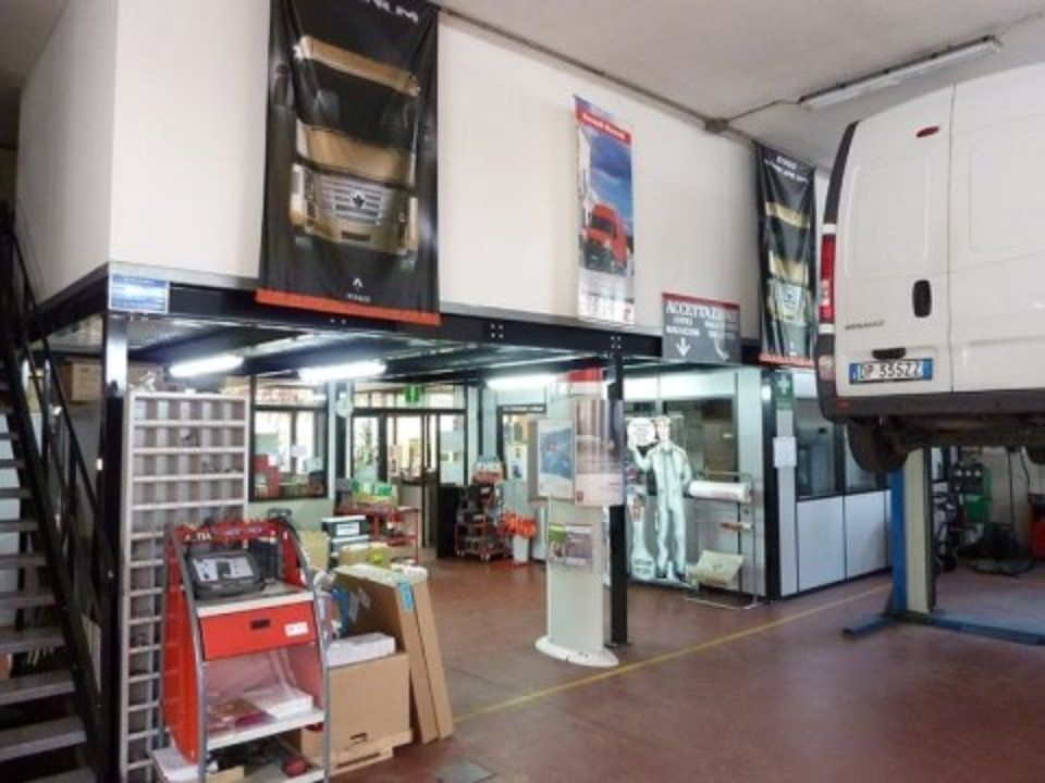 laboratorio dell'officina meccanica