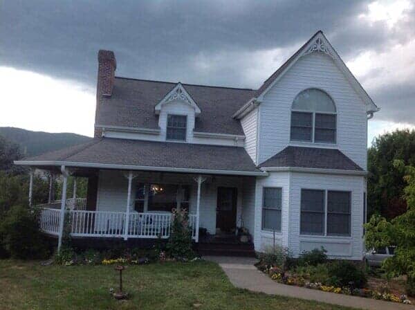Big white house with custom siding — custom siding in Elizabethton, TN